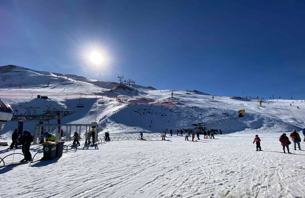 New Zealand-Winter Skiing-Snowboarding-Family