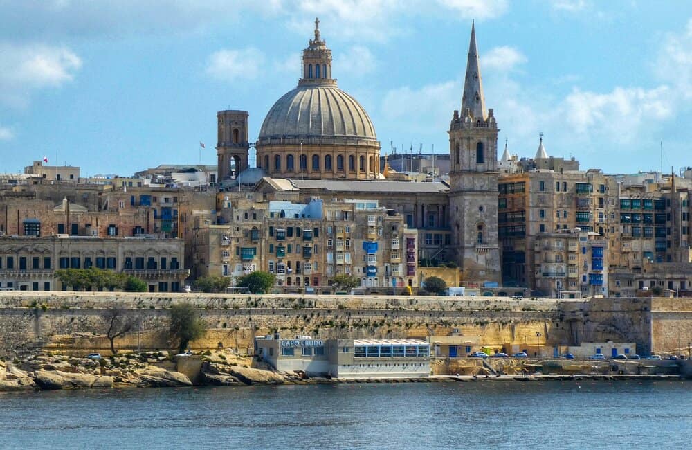 International Shipping to Malta from the UK